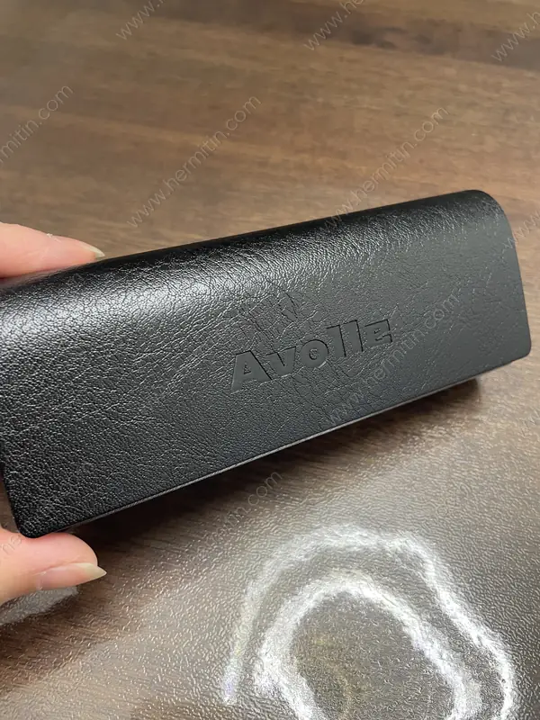 Private Label Debossed Logo Magnetic Hard Clamshell Eyewear Case — Custom Eyewear Branding Prototype (LOG #3904)