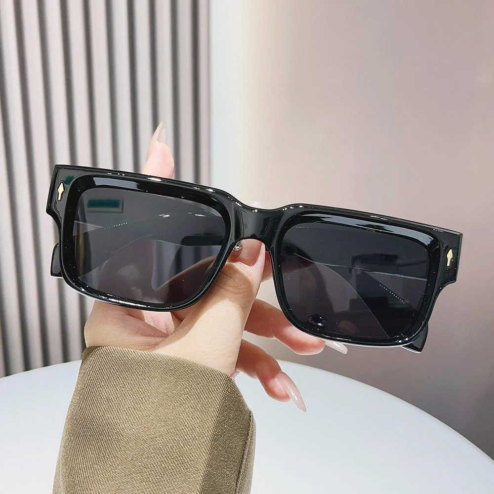  PC 2025 UV400 Vintage Sunglasses Small Square Fashion Shades Cheap Custom Design Stylish Women Men Sunglasses - View 5