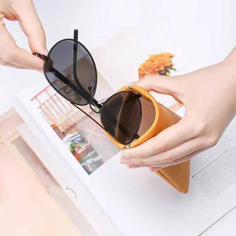 Customized Color PU Leather Custom Logo Soft PU Leather Sunglasses Bag Portable Slim Protective Eyeglasses Case with Case Holder Glasses Storage Pouch - View 5