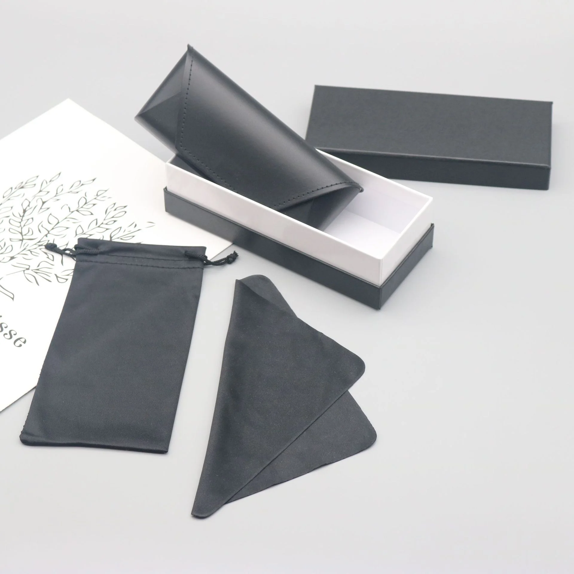   Luxury Leather Eyeglass Case Set 4PCS – Portable Glasses Organizer with Flip-Top Box, Gift Packaging - Details 5
