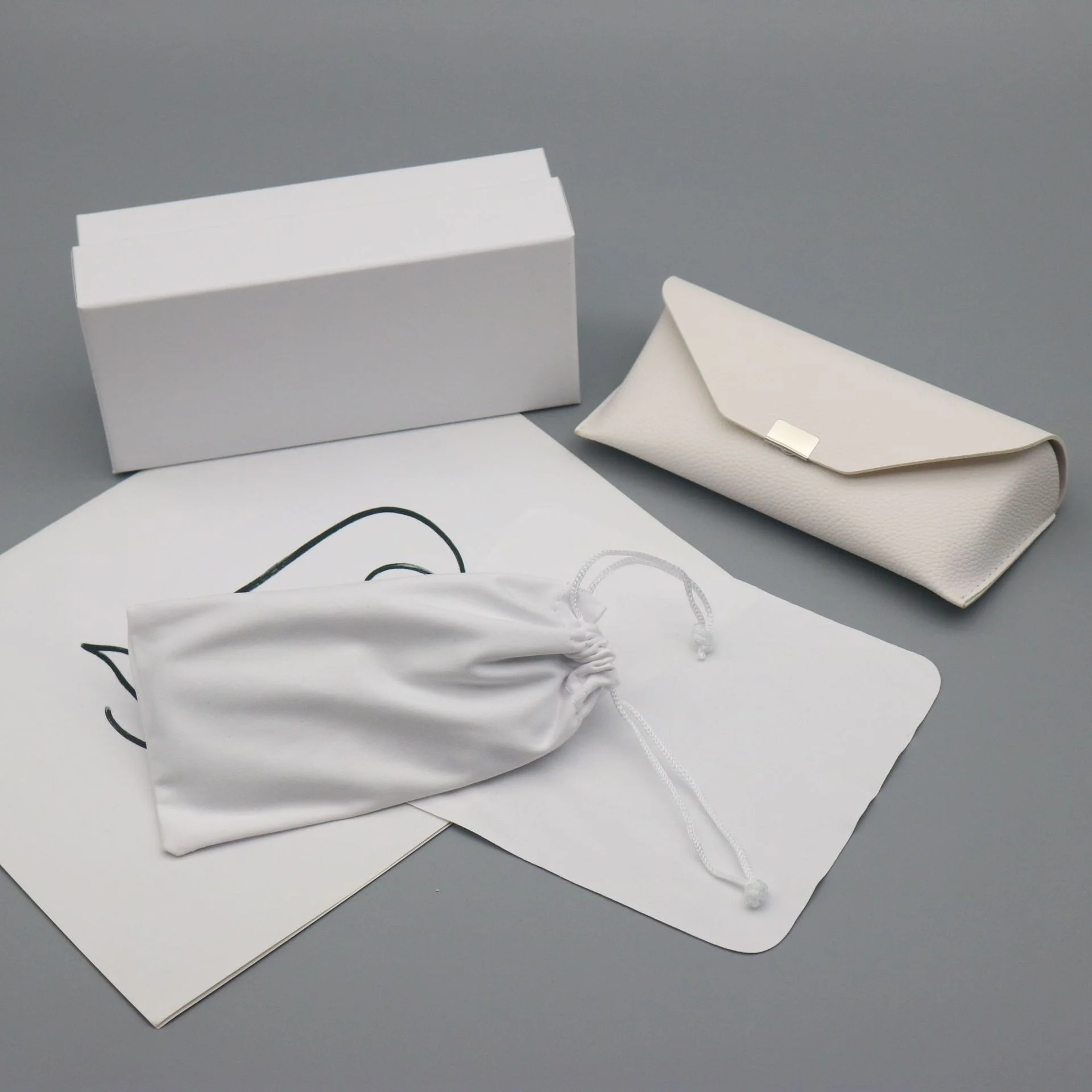   Luxury Leather Eyeglass Case Set 4PCS – Portable Glasses Organizer with Flip-Top Box, Gift Packaging - Details 19