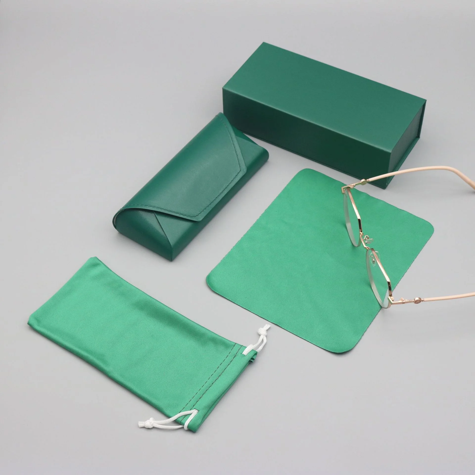  Vintage Leather Premium Magnetic Glasses Case Set — Vintage Handcrafted Leather Storage Box for Prescription Glasses & Sunglasses - Details 3