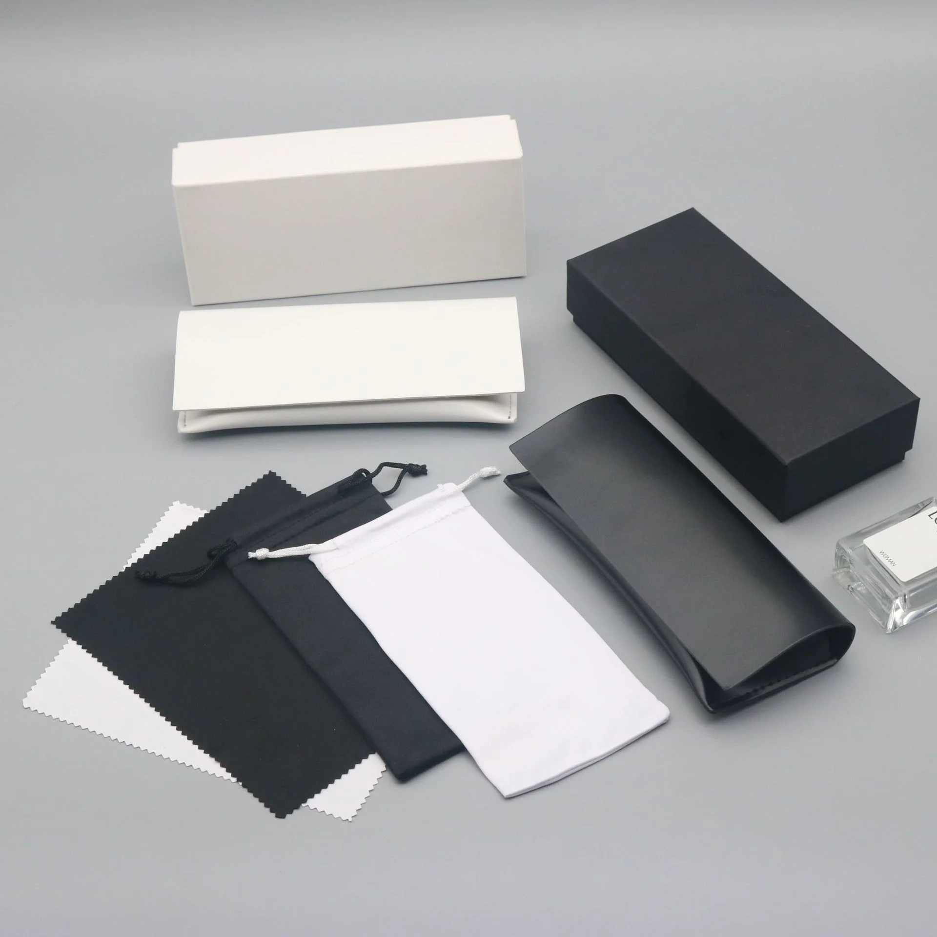 Leather Premium Leather Soft Glasses Case Set — Portable Eyewear Pouch for Sunglasses & Prescription Glasses, Custom Logo Available - Details 2