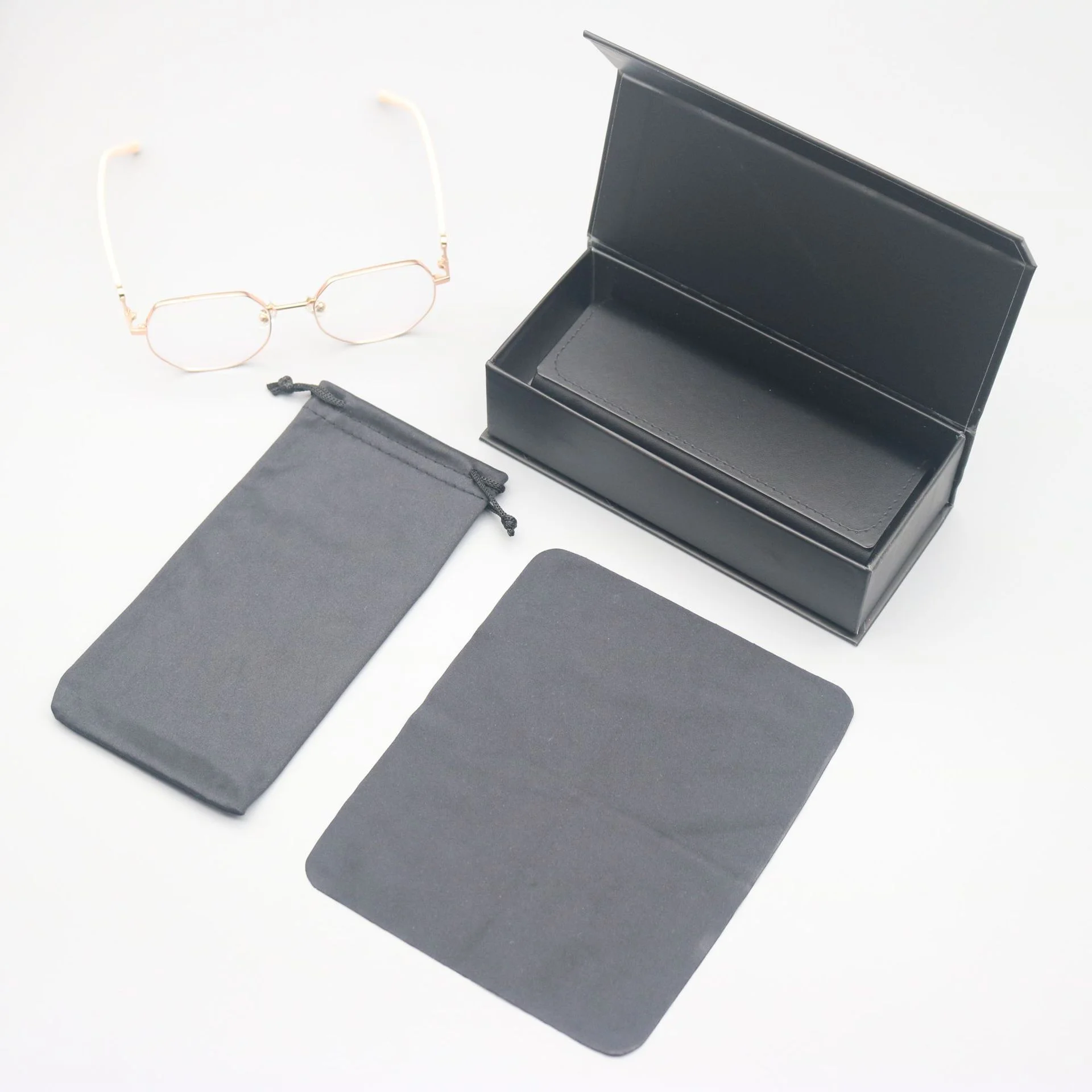  Leather Premium Leather Sunglasses Case Set — Large Capacity Zippered Pouch for Sports & Travel, Custom Logo Available - Details 6