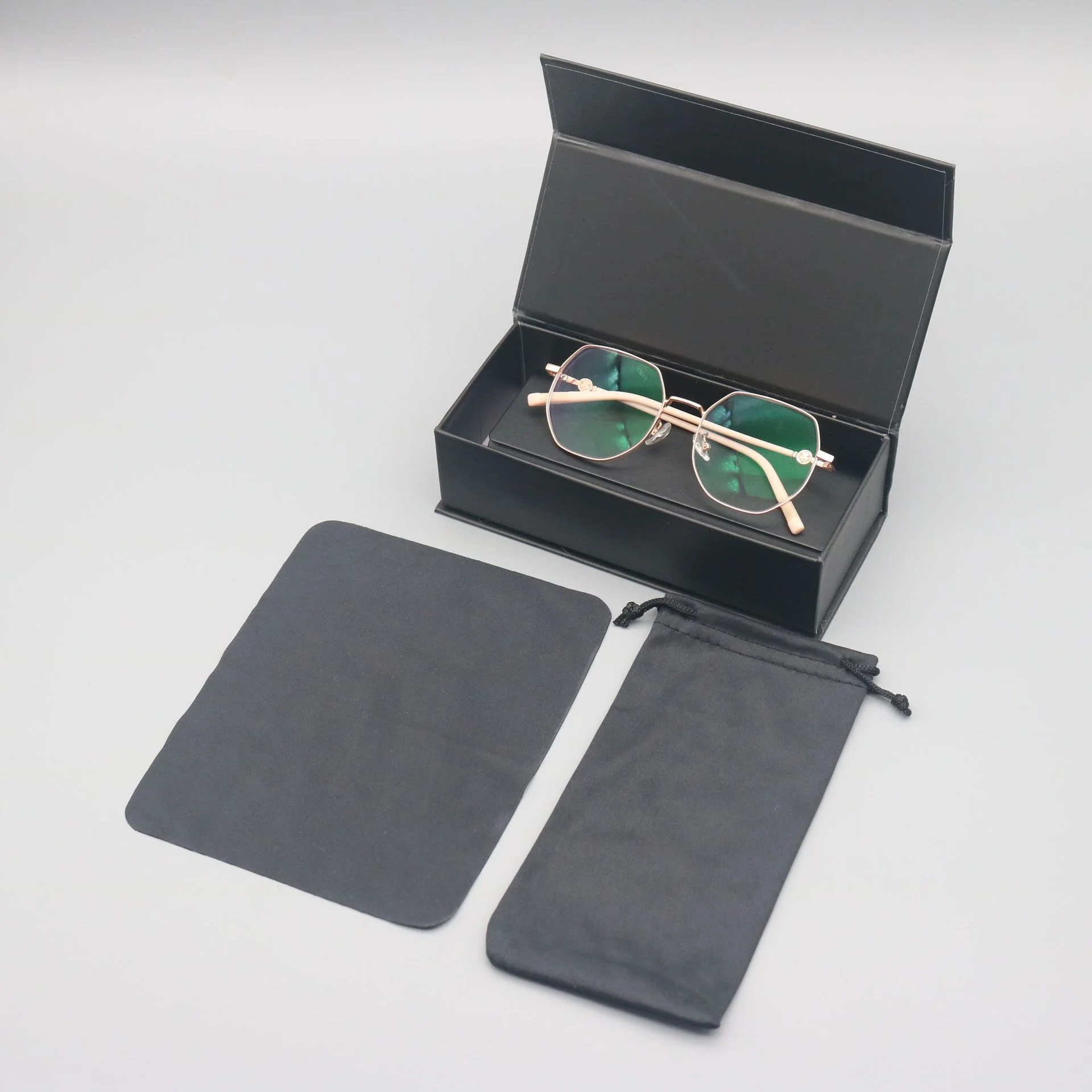  Leather Premium Leather Sunglasses Case Set — Large Capacity Zippered Pouch for Sports & Travel, Custom Logo Available - View 2