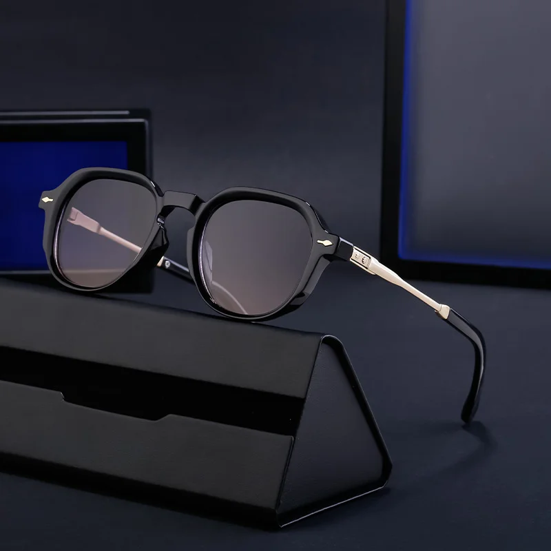 Black Metal Trendy Vintage Leopard Sun Glasses Women - Fashion Small Square Outdoor UV Protection Eyewear - View 4