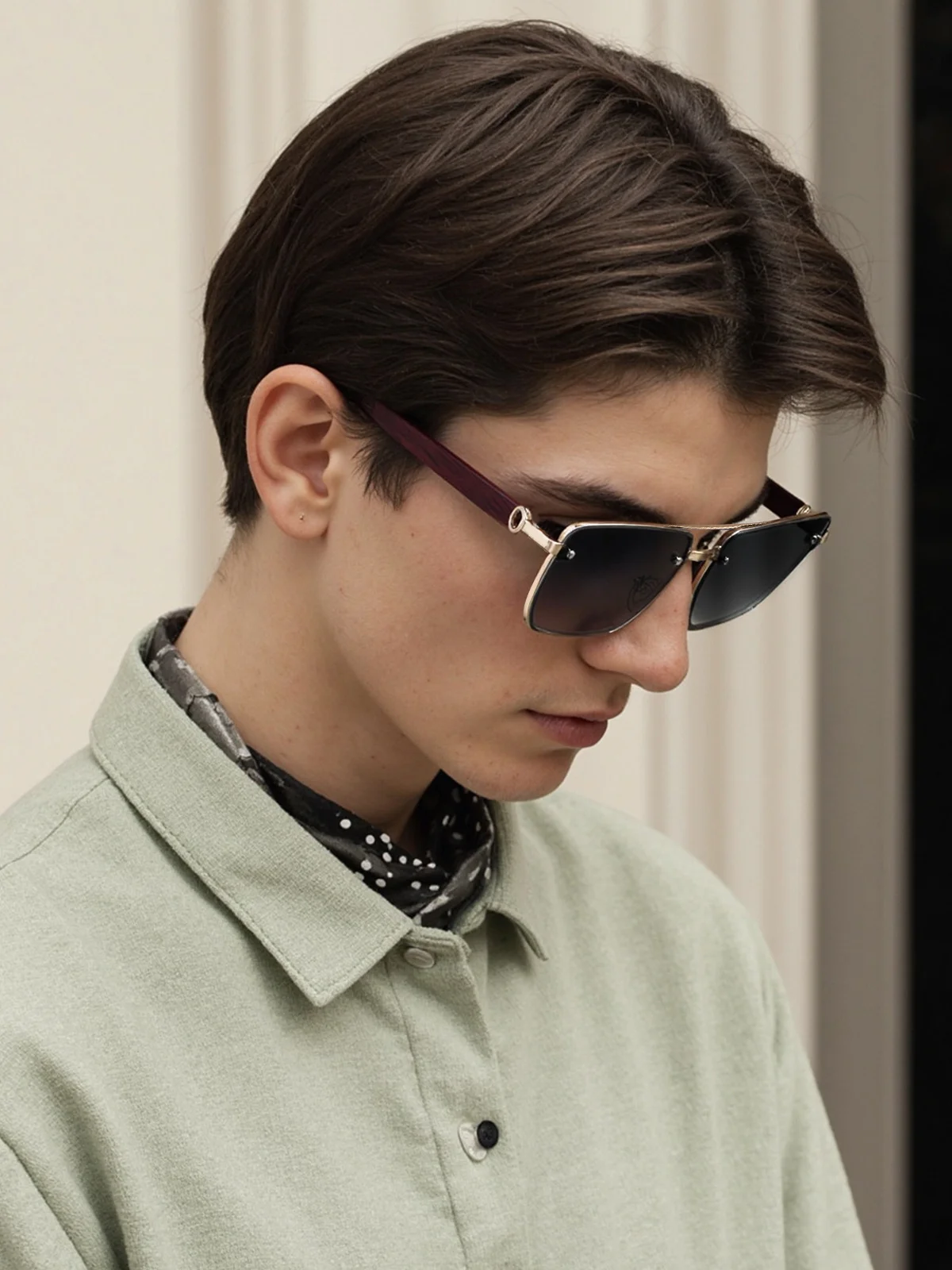 Black PC Men's Square Rimless Sunglasses - Faux Wood Temple Trendy Sun Glasses Wholesale - Details 1