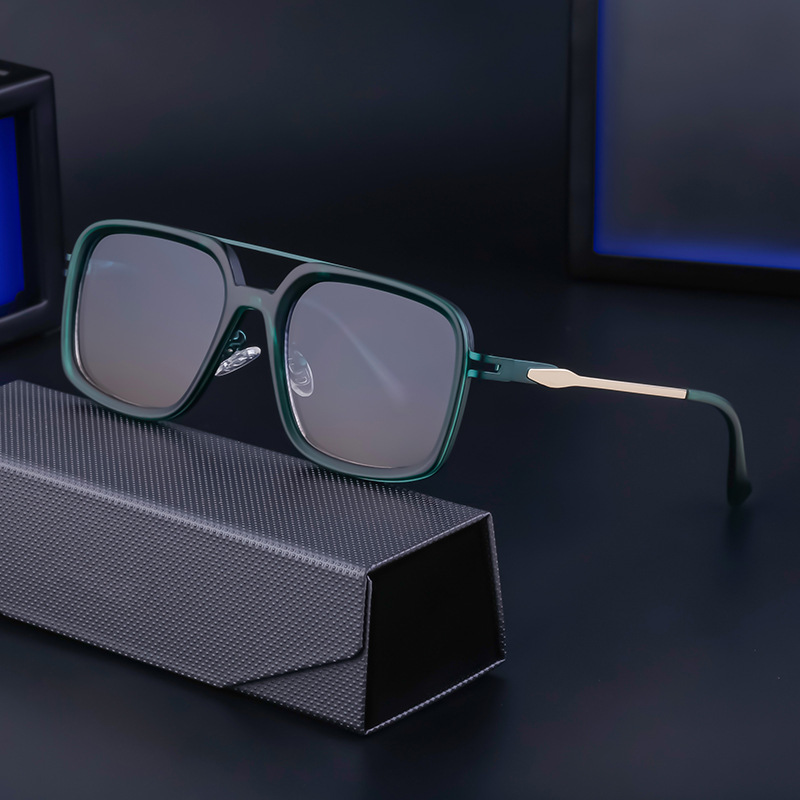 Black PC Men's Premium Retro Square Sunglasses - High-End Polarized Driving Shades Wholesale - View 2