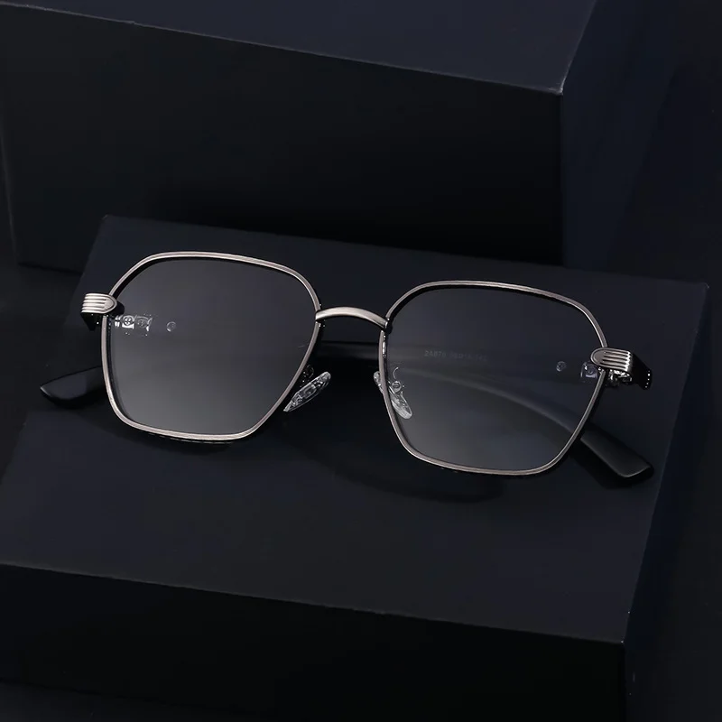 Black Metal Retro Faux Wood Sunglasses - High-End Square Frame Polarized Driving Shades Wholesale - View 4