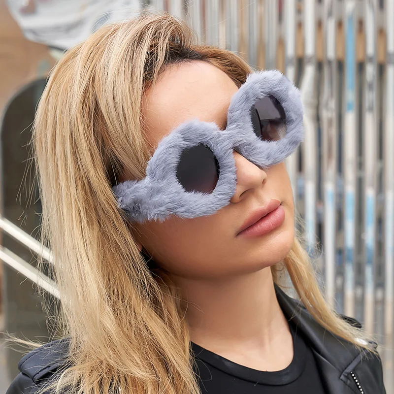 Black PC Women's Fuzzy Round Sunglasses - Fashion Plush Full Frame Viral Shades - Details 3