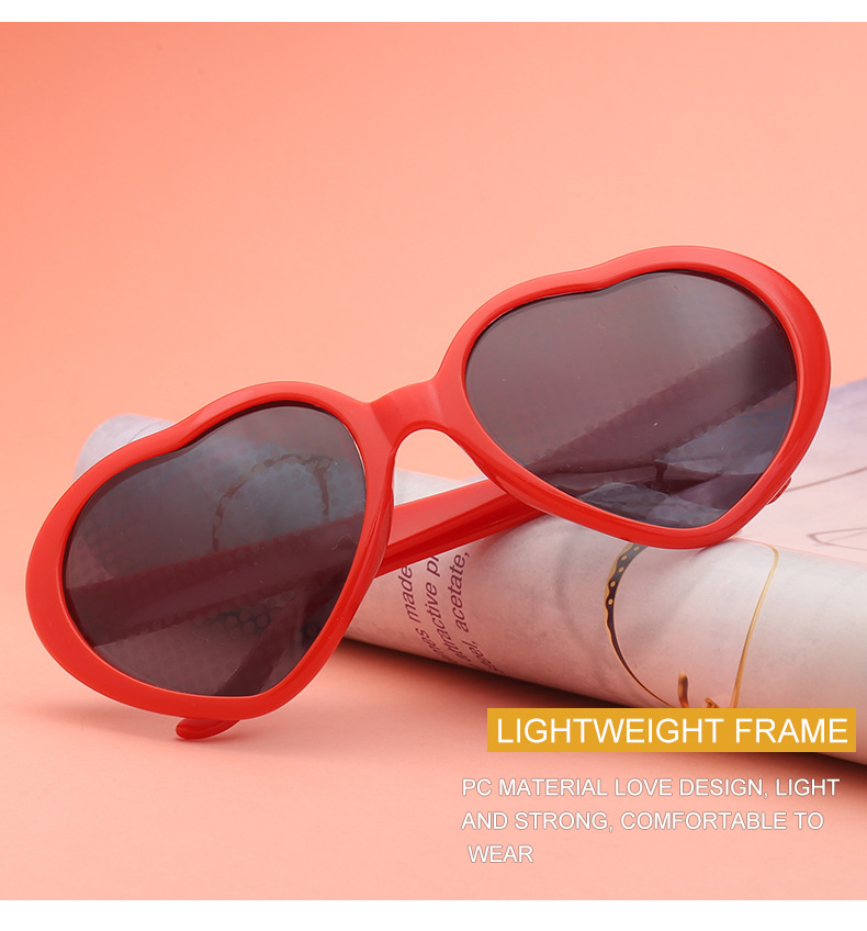 Black PC Heart Light Effect Sunglasses - Romantic Diffraction Glasses for Night Party Stage - Details 5