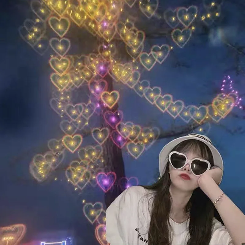 Black PC Heart Light Effect Sunglasses - Romantic Diffraction Glasses for Night Party Stage - View 2