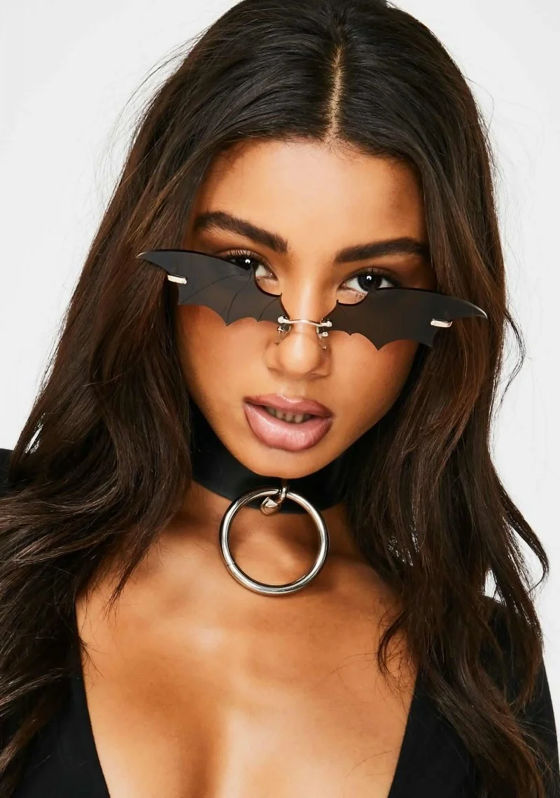 Black PC Novelty Bat Shaped Sunglasses Women - Funny Small Frame Party Streetwear Shades - Details 2