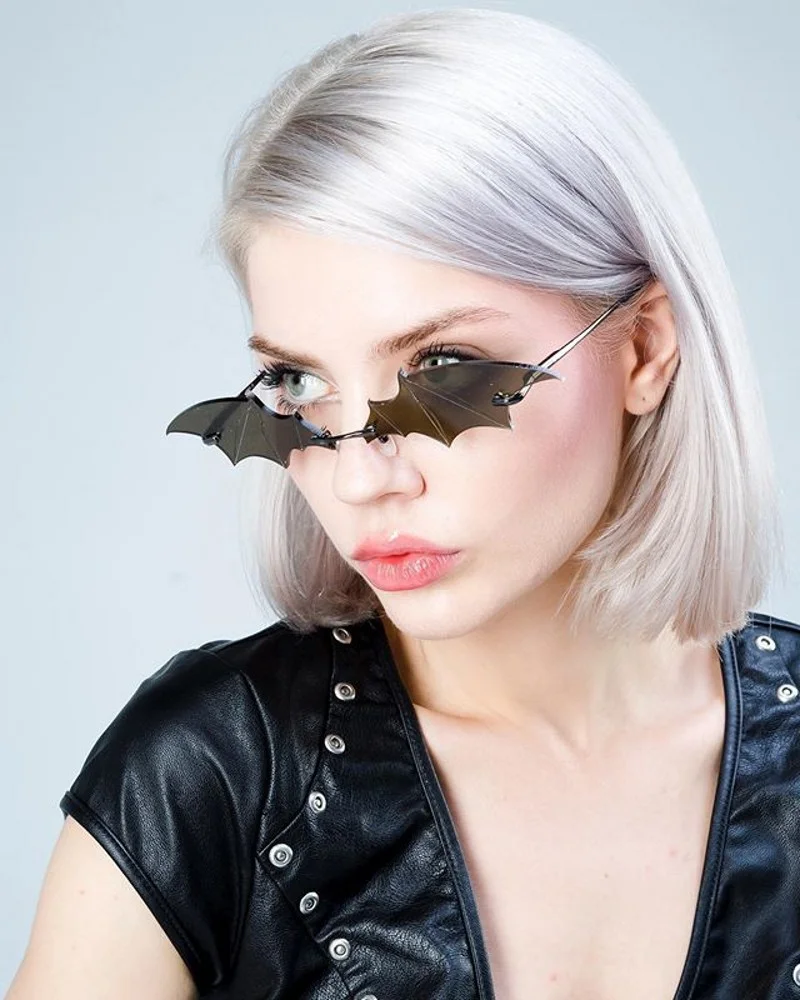 Black PC Novelty Bat Shaped Sunglasses Women - Funny Small Frame Party Streetwear Shades - Details 3