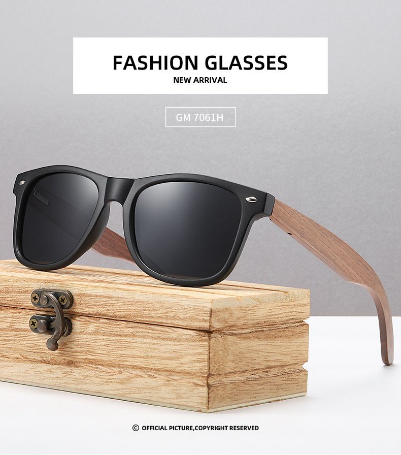 Walnut Walnut Wood + Polarized Lens Premium Walnut Wood Sunglasses – Polarized Bamboo Frames with a Vintage European Flair - Details 1