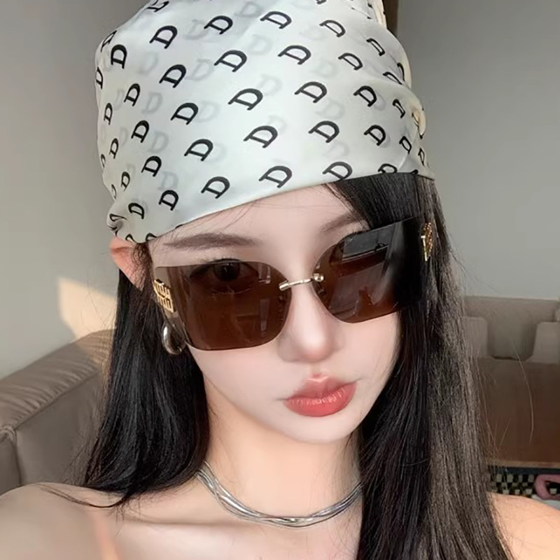Multiple colors available PC Retro Round-Square Sunglasses - High-End Letter Decor / $1.97 per pair (Wholesale Price) - View 3