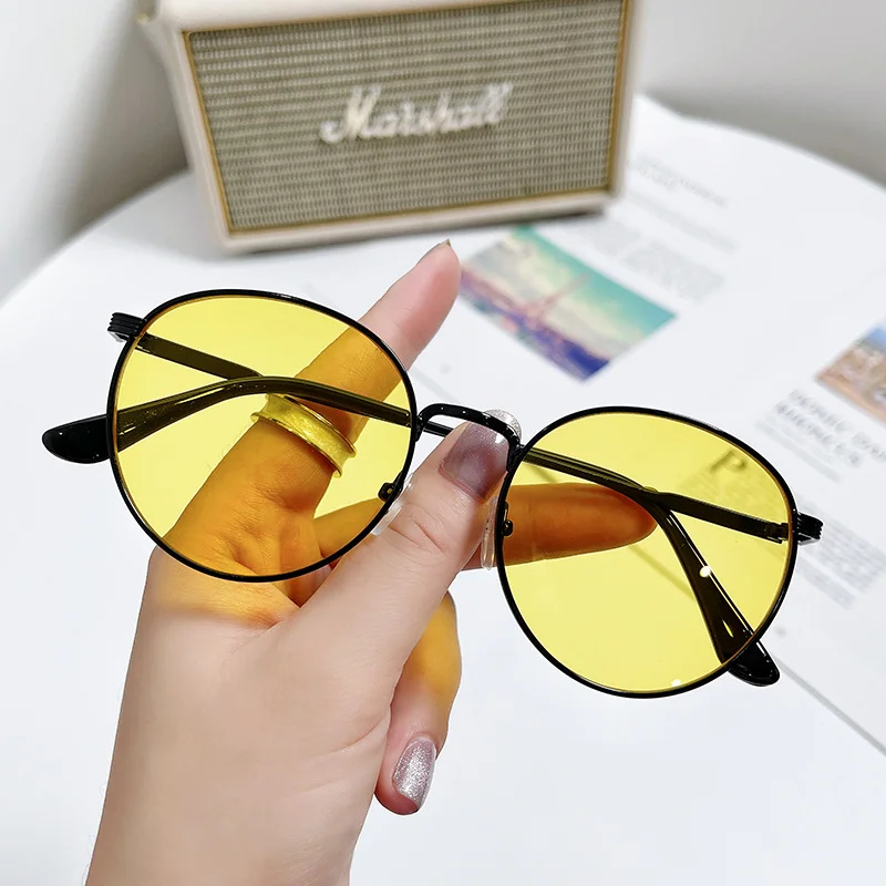 Metal Frame Oval Sunglasses - Trendy Ocean Lens / $1.14 per pair (Wholesale Price)