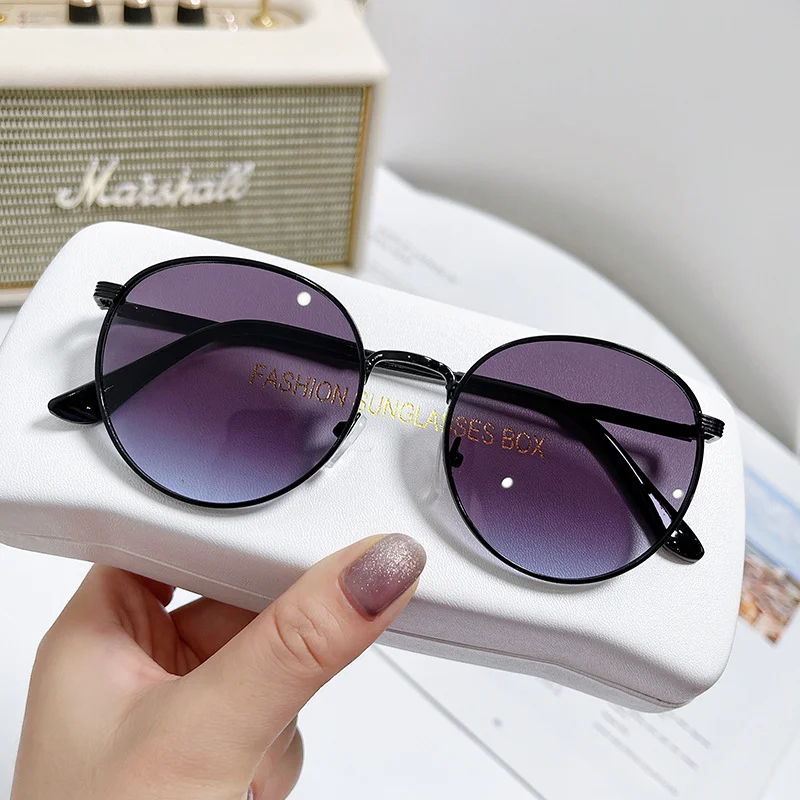 Ocean lens Metal Metal Frame Oval Sunglasses - Trendy Ocean Lens / $1.14 per pair (Wholesale Price) - View 3