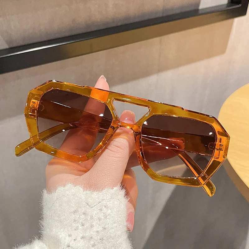 Minimalist color contrast PC Double-Bridge Sunglasses - Minimalist Color Contrast / $0.89 per pair (Wholesale Price) - View 3