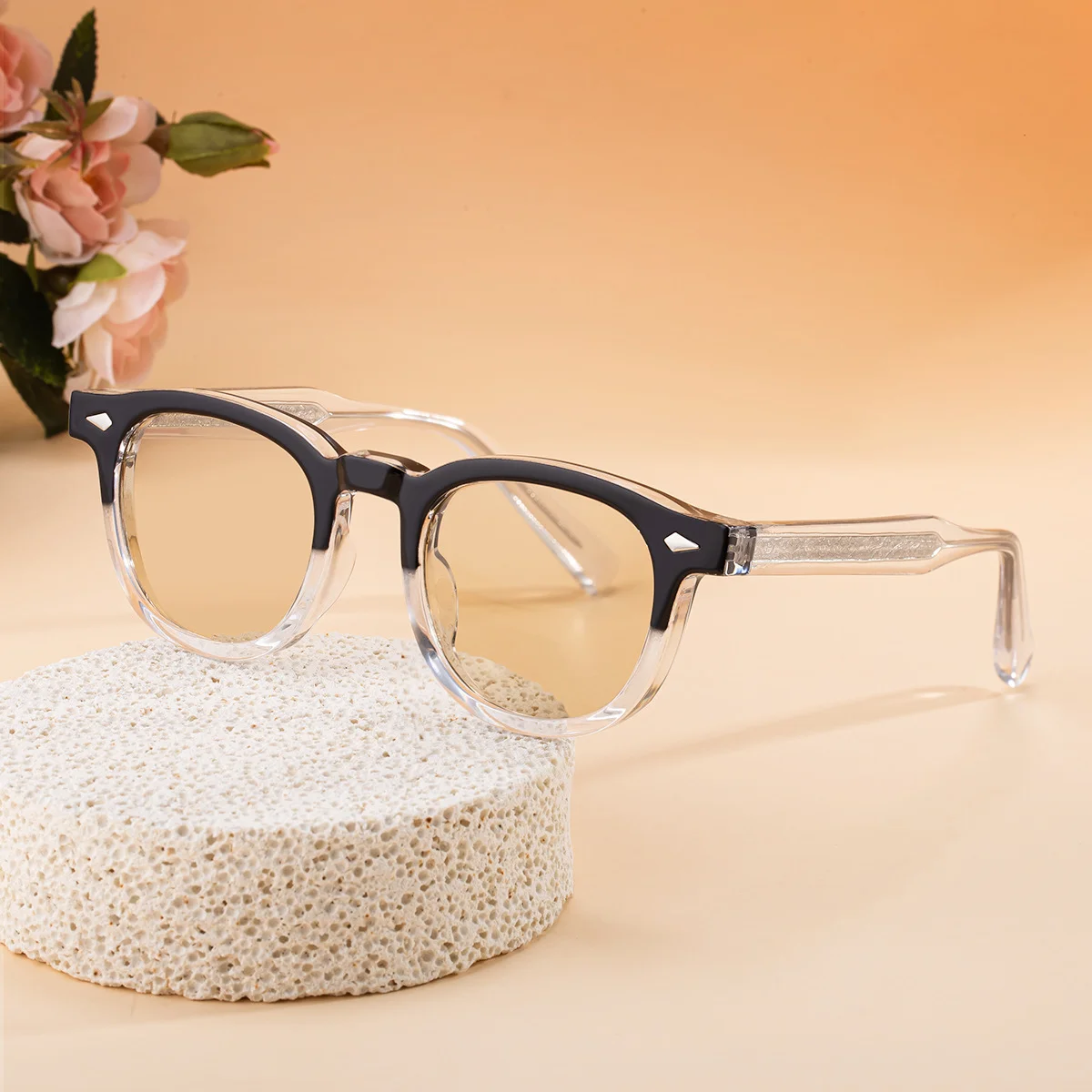 Black Acetate Chic Women's Square Photochromic Sunglasses - Euro-American Fashion, Acetate Frames with Pin Hinges, and UV Protection for Outdoor Use. - View 3