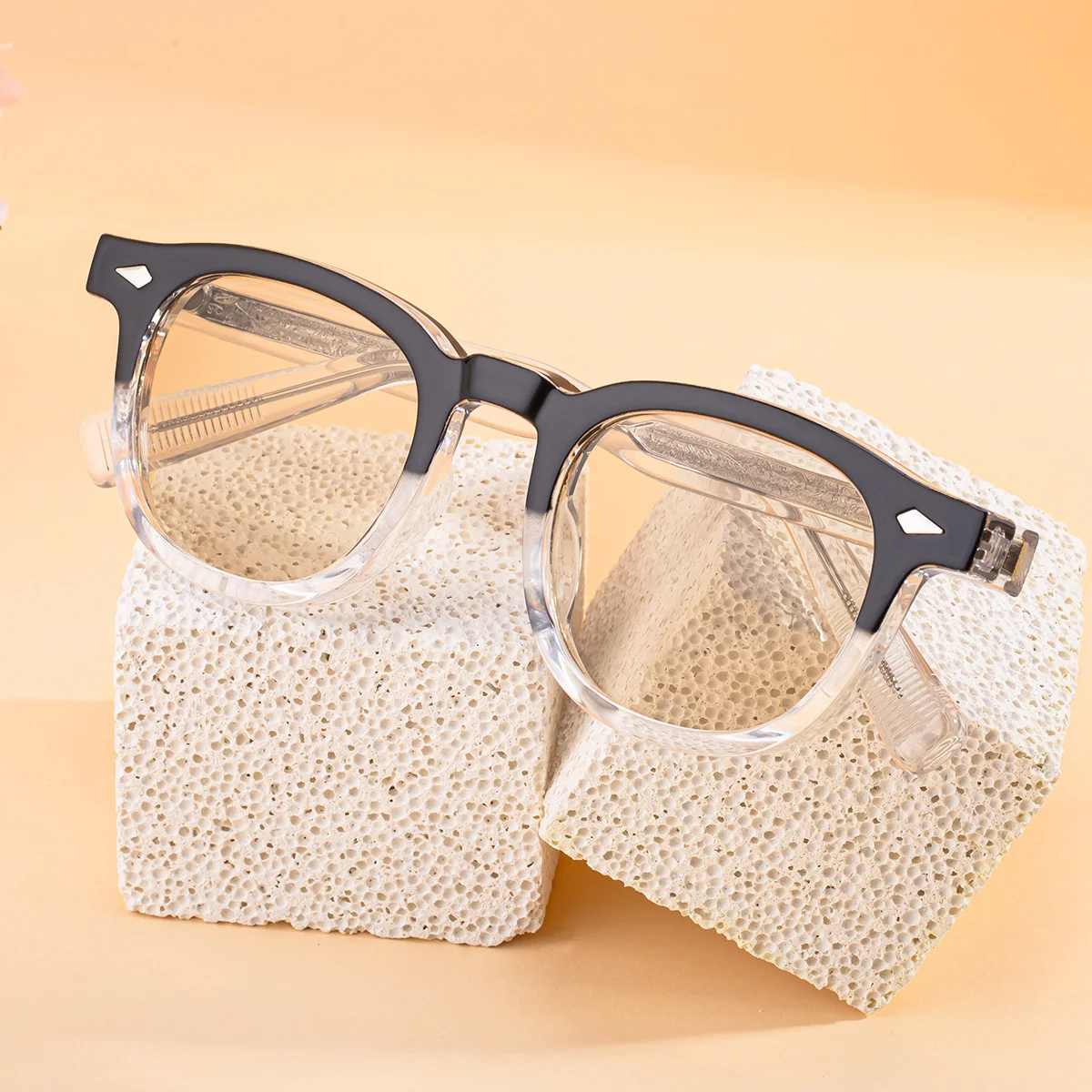 Black Acetate Chic Women's Square Photochromic Sunglasses - Euro-American Fashion, Acetate Frames with Pin Hinges, and UV Protection for Outdoor Use. - View 4