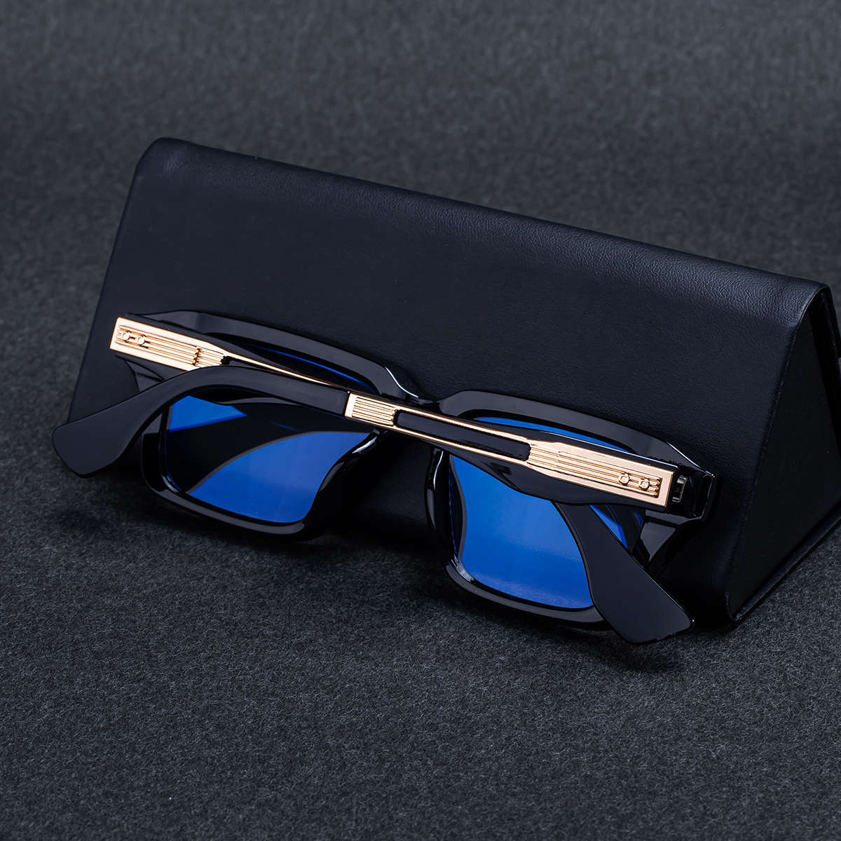 Glossy Black/Gold,Matte Black/White,Matte Black/Gunmetal, Tortoise Gold/White, Matte Translucent Grey, Matte Clear/Silver Zinc Alloy 2026 New Men's Chic Square Photochromic Sunglasses. Personalized Outdoor Gear with UV400 Protection - Details 7
