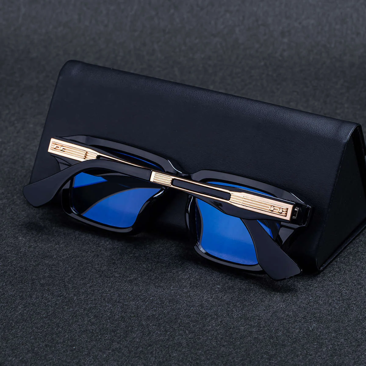 Glossy Black/Gold，Matte Black/White，Matte Black/Gunmetal, Tortoise Gold/White, Matte Translucent Grey, Matte Clear/Silver Zinc Alloy 2026 New Men's Chic Square Photochromic Sunglasses. Personalized Outdoor Gear with UV400 Protection - Details 7