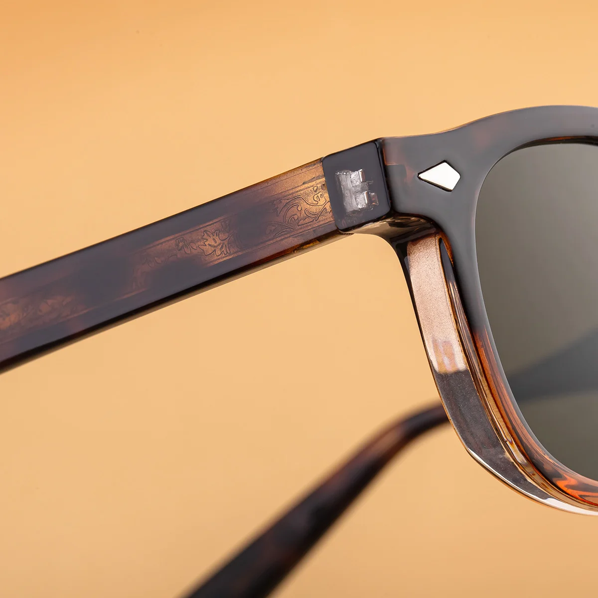 Black PC Trendy Women's Oval Sunglasses - Unique Propionate Frame with Metal Pin Temples – Stylish UV400 Sun Protection - Details 8