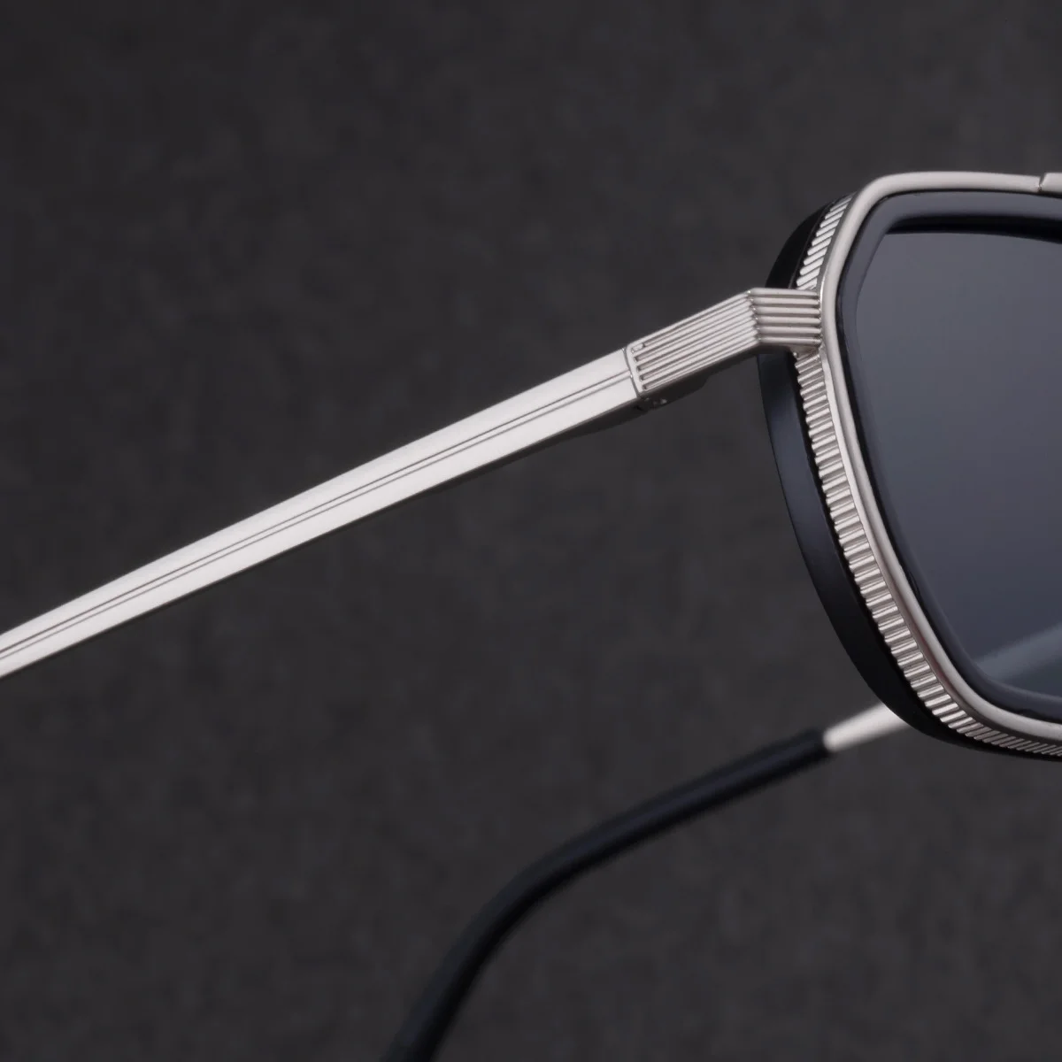 Black Zinc Alloy Men's Retro Square Sunglasses - Trendy Punk Style, Double Bridge Design & Flexible Spring Temples – Vintage Cool Eyewear - Details 6
