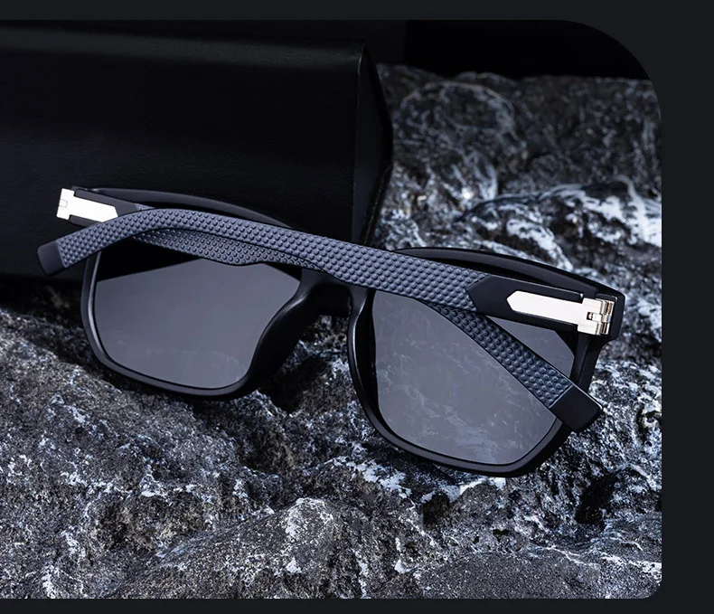 Black PC Men's Retro Square Polarized Sunglasses - Trendy Fashion Frame, Anti-Glare for Driving & Outdoor UV400 Protection - Details 4
