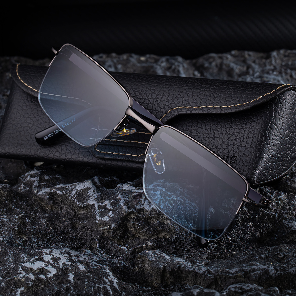 Black Zinc Alloy Men's Trendy Square Sunglasses - Unique Metal Frame Design – Stylish Outdoor Sun Protection & UV400 Shades - View 4