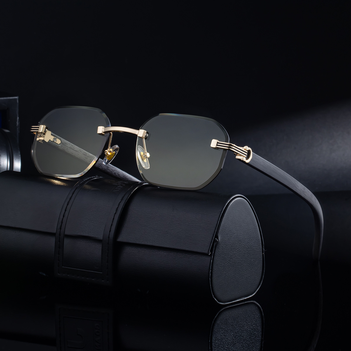 Black Zinc Alloy Men's Trendy Rimless Photochromic Sunglasses - Unique High-End Outdoor Eyewear with Adaptive UV Protection – Lightweight & Stylish - View 3