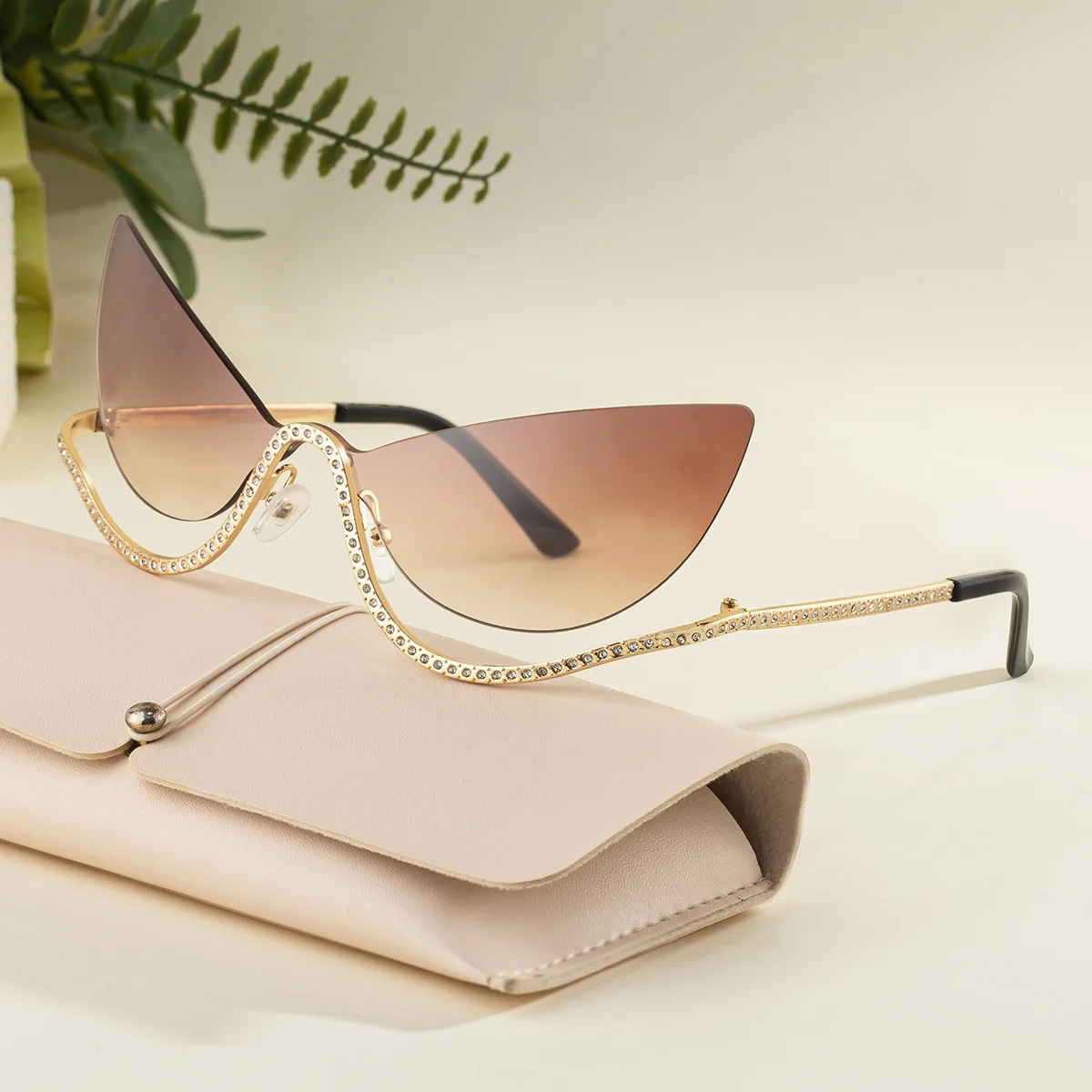 Women's Trendy Rimless Cat-Eye Sunglasses - Unique High-End Rhinestone Embellished Eyewear – Stylish Outdoor Street Fashion Sun Protection