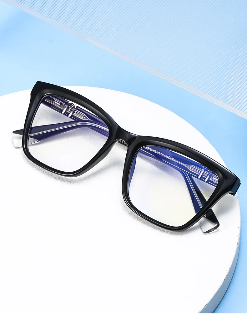 Black PC New Women's Cat-Eye Photochromic Sunglasses – Unique Trendy Premium Style for Outdoor UV Protection - Details 14