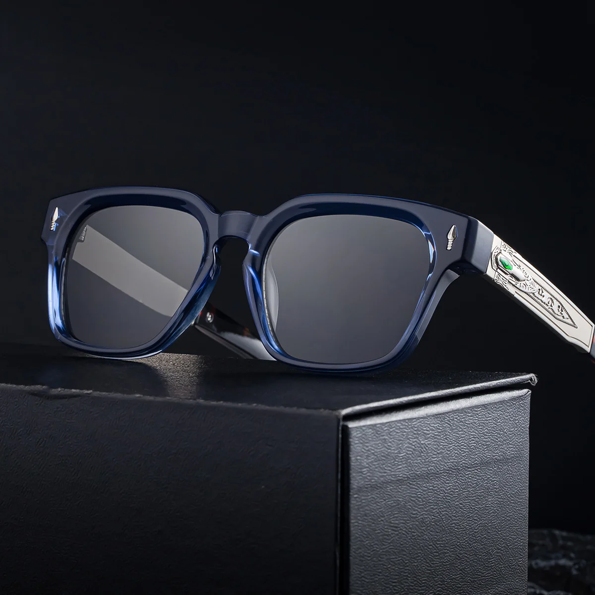 Black Zinc Alloy Men's Retro Square Polarized Sunglasses - New High-End Fashion Eyewear with Unique Design – Premium UV Protection Shades for Outdoor - View 3