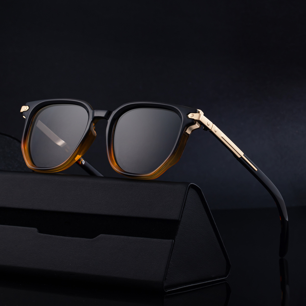 Black Zinc Alloy Men's Trendy Polygon Sunglasses - New Unique Design with Durable Zinc Alloy Temples – High-End Fashion Sun Protection Eyewear - View 2