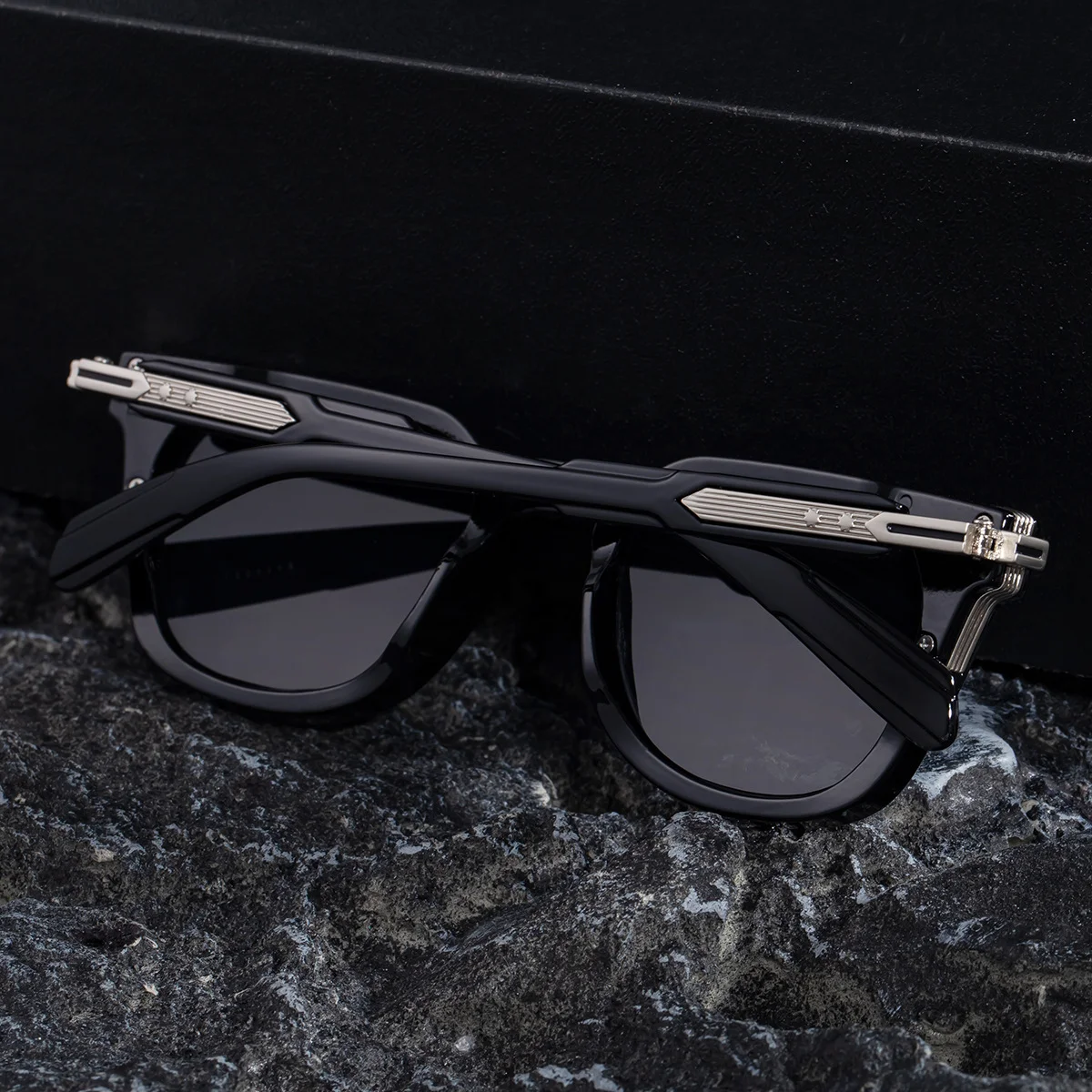 Black Zinc Alloy New Men's Fashion Square Sunglasses - Premium Outdoor Driving UV Protection Eyewear - Details 3