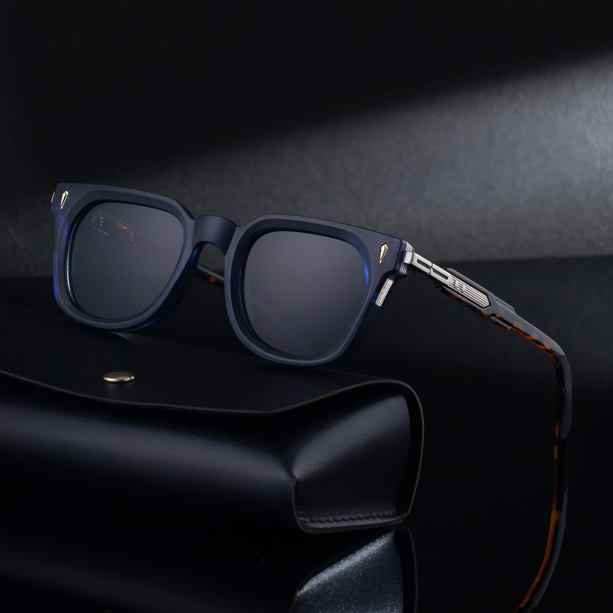 Black Zinc Alloy New Men's Fashion Square Sunglasses - Premium Outdoor Driving UV Protection Eyewear - View 3