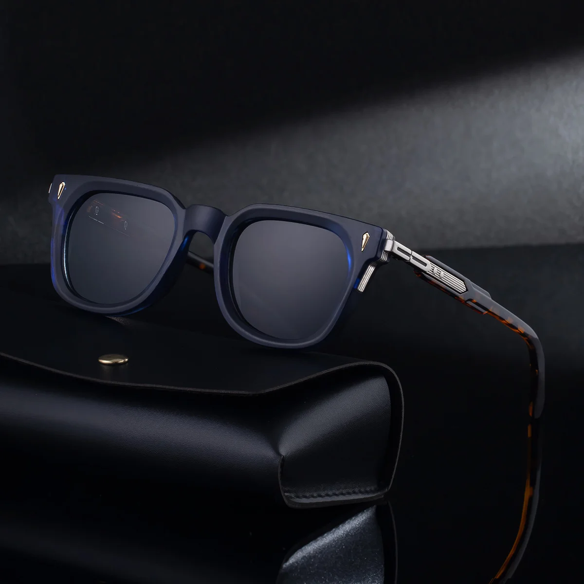Black Zinc Alloy New Men's Fashion Square Sunglasses - Premium Outdoor Driving UV Protection Eyewear - View 3