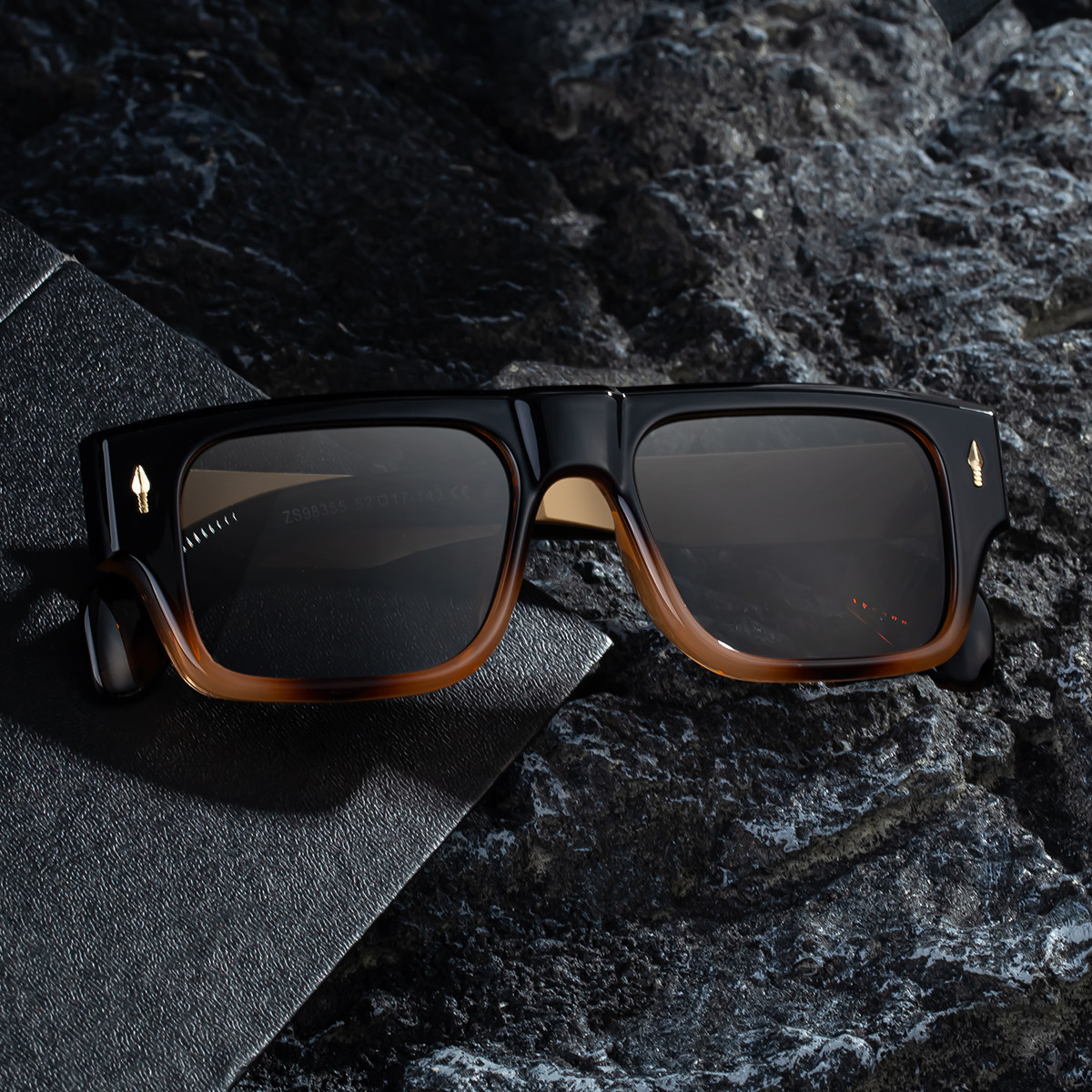 Men's Retro Square Sunglasses - Trendy Fashion Oversized Sunnies with UV400 Protection Custom Eyewear