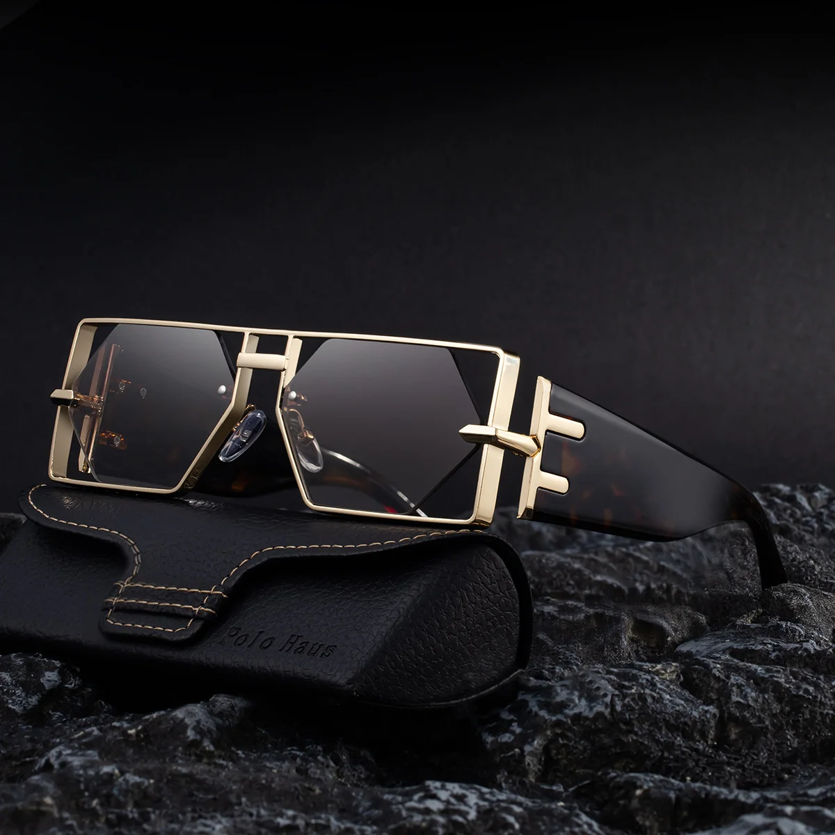 Black metal Men's Fashion Square Hollow Sunglasses - Trendy Metal Frame UV400 Protection - View 2