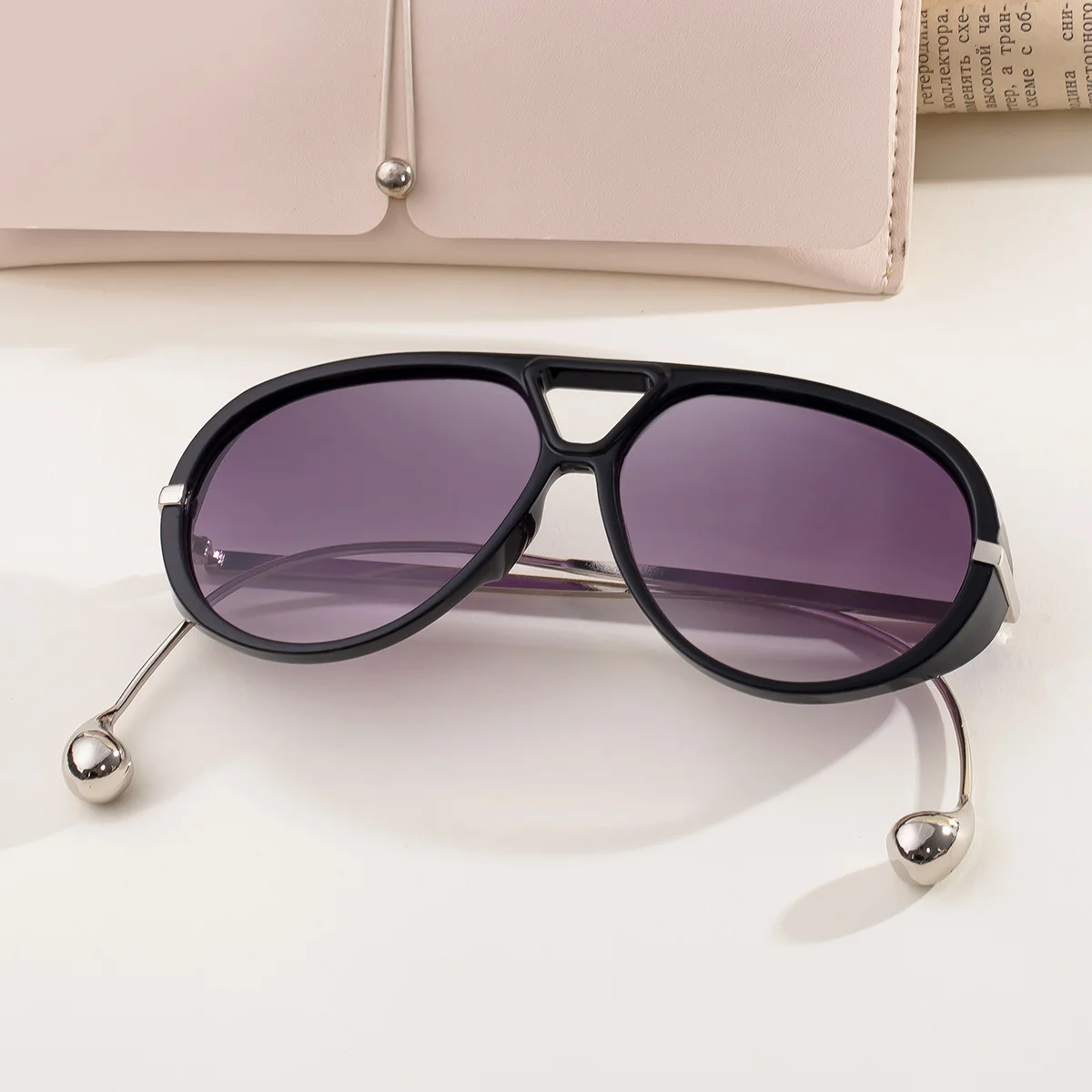 Black PC Women's Fashion Double Bridge Aviator Sunglasses - Trendy Pilot Sun Glasses UV400 - View 4