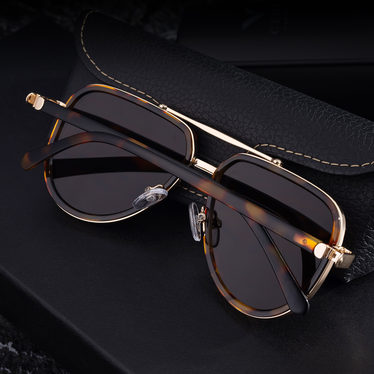 Unisex Retro Aviator Sunglasses - New Fashion Trendy Pilot Sun Glasses UV400 Details and Specifications