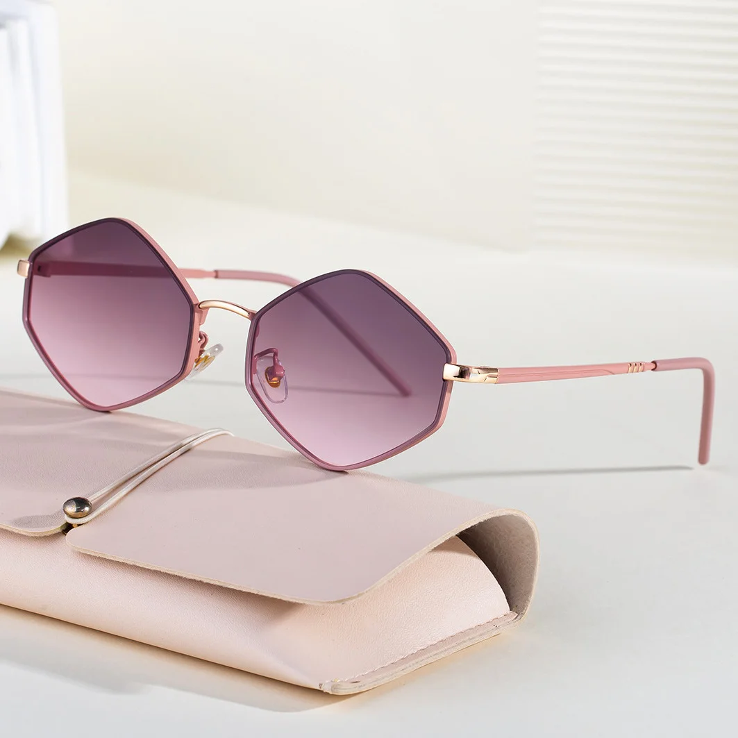Black metal Women's Fashion Polygon Sunglasses - Premium Geometric UV400 Driving Eyewear - View 2