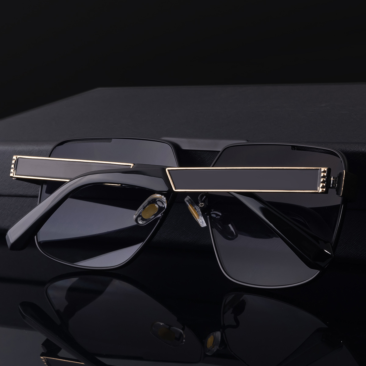 Black plastic+Metal Men's Fashion Square Sunglasses - Retro UV400 Driving Sun Glasses Wholesale - Details 3